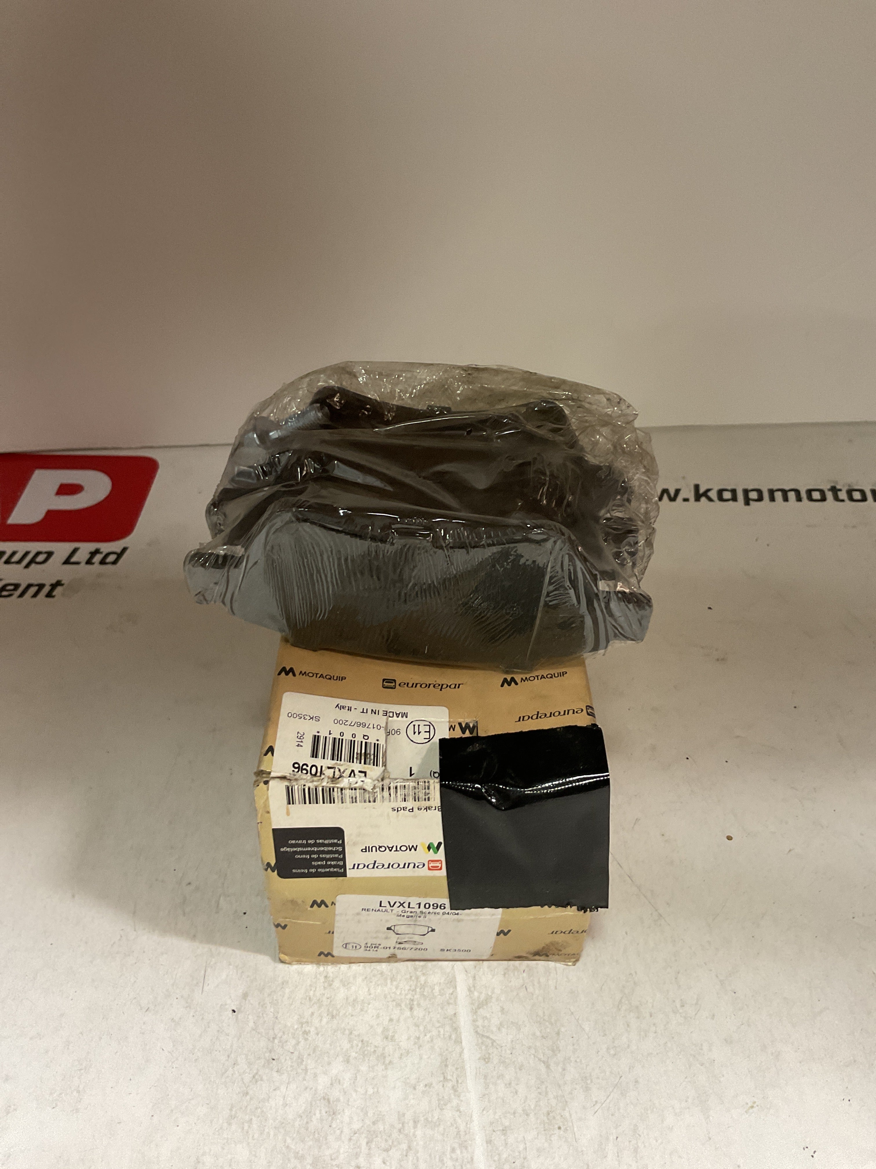 MOTAQUIP Fr Br Pads LVXL1096