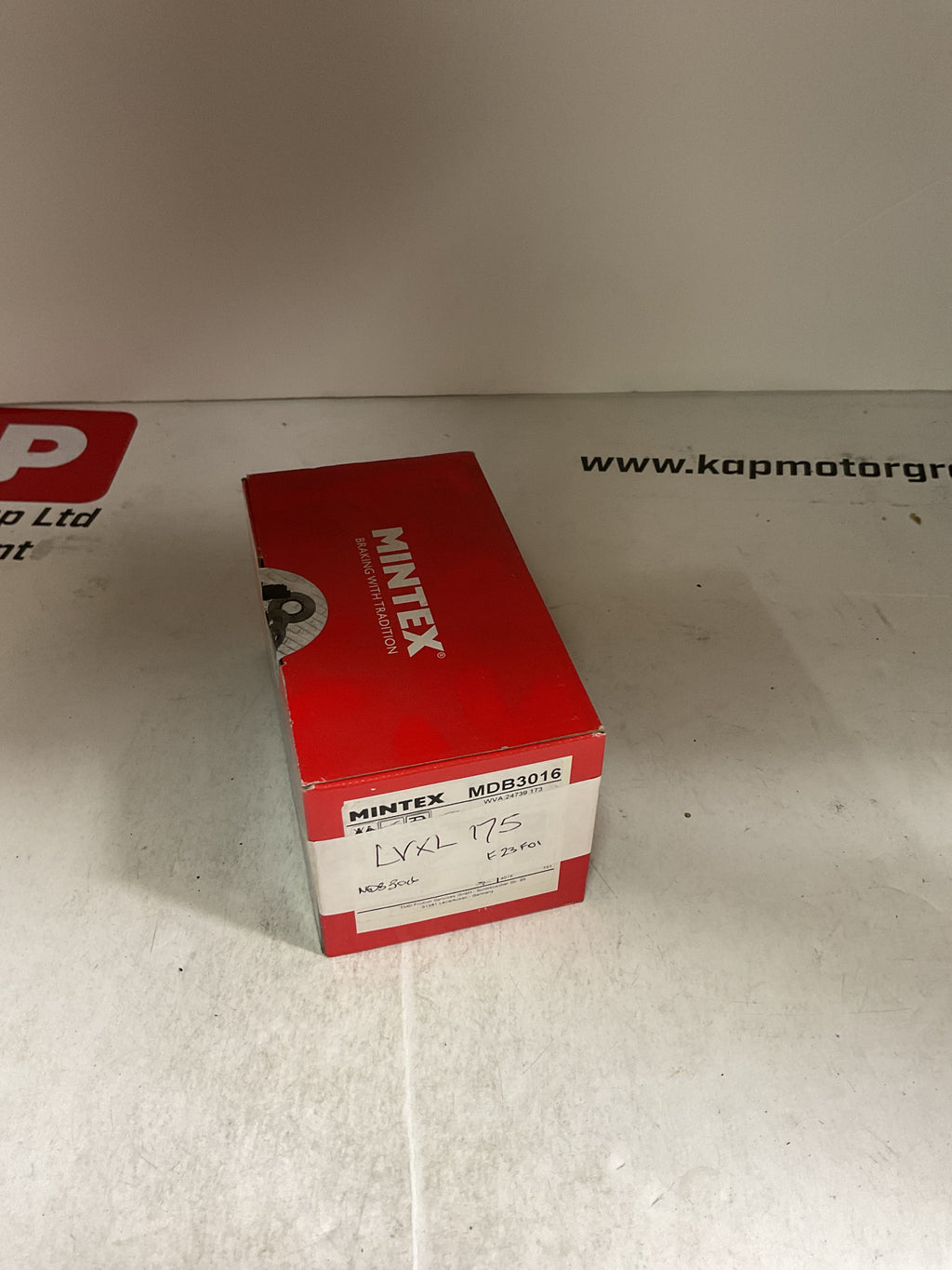 MOTAQUIP Brake Pads LVXL175
