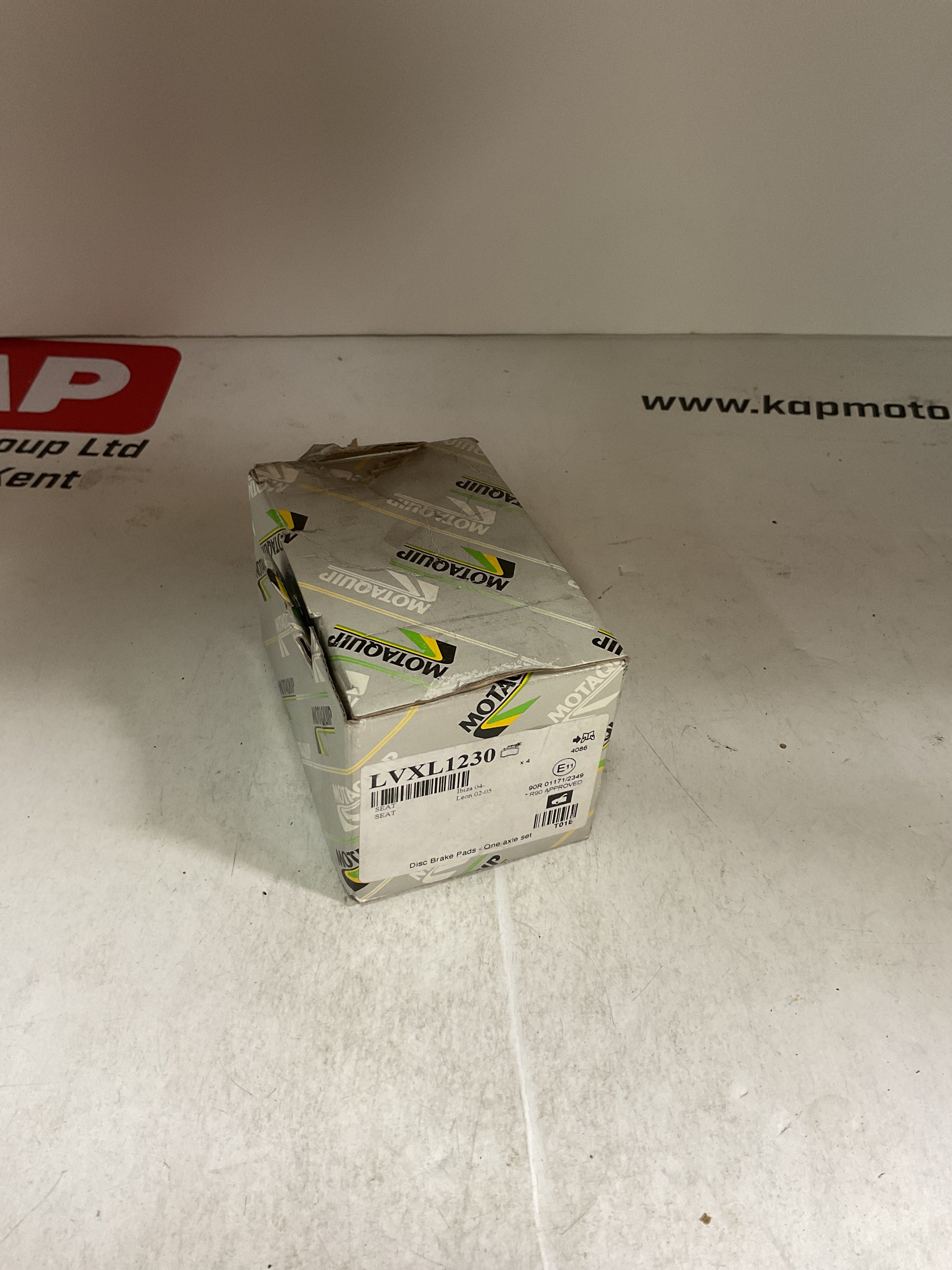 MOTAQUIP M:4 Fr Br Pads LVXL1230